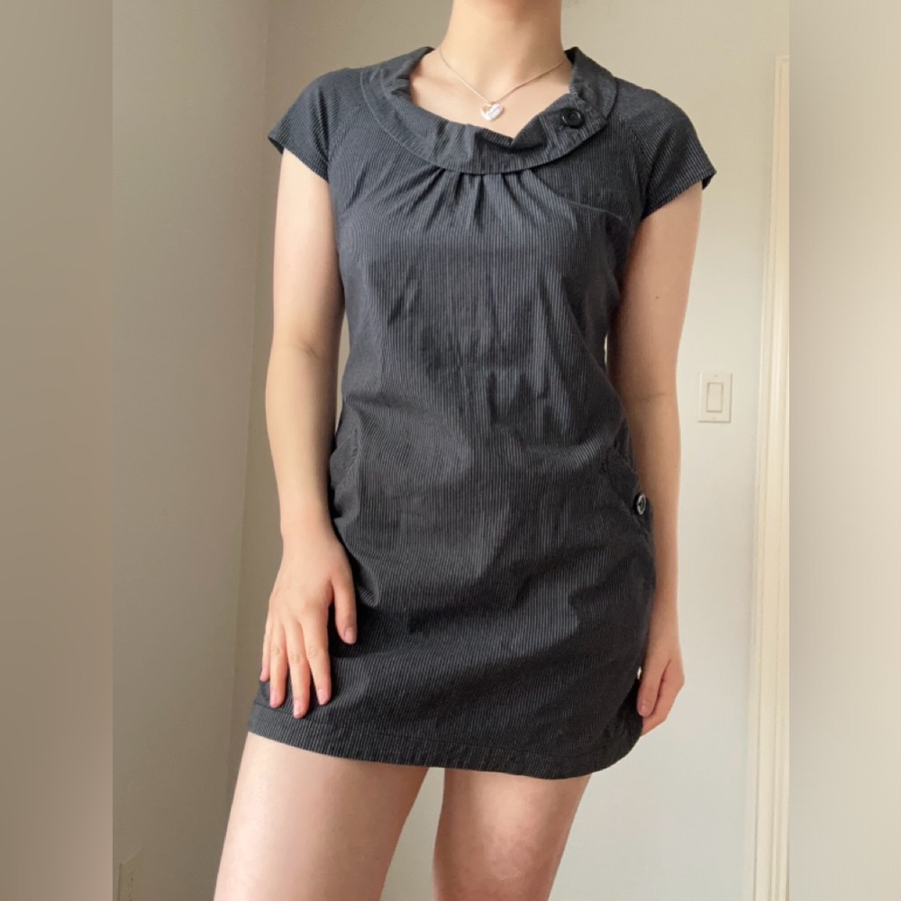 Mini black pinstripe dress #grunge #minidress #classy